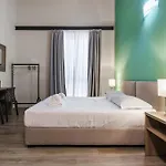 Corso Third Floor Apartment *